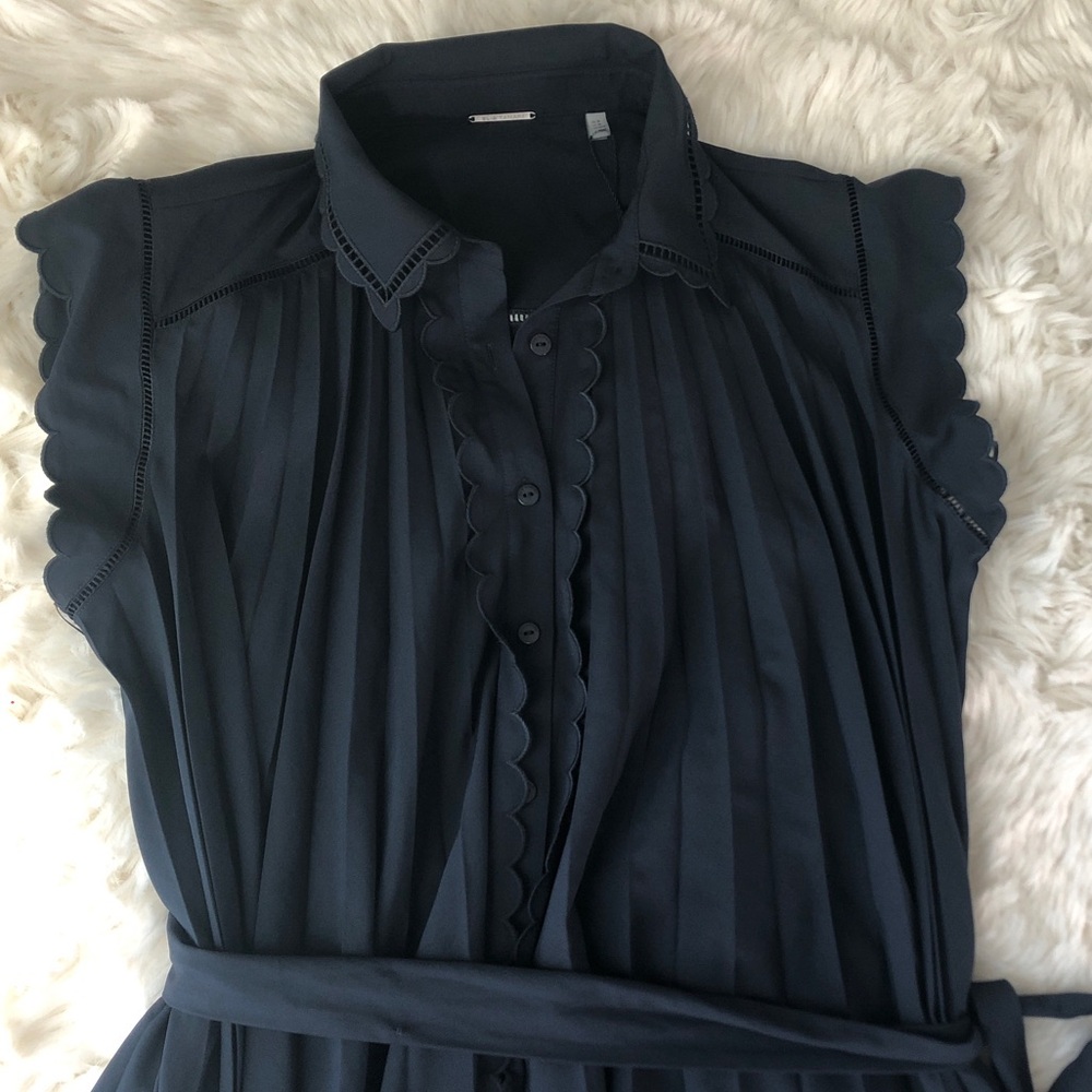 New ELIE TAHARI PLEATED BELTED SLEEVELESS DRESS - Picture 11 of 16